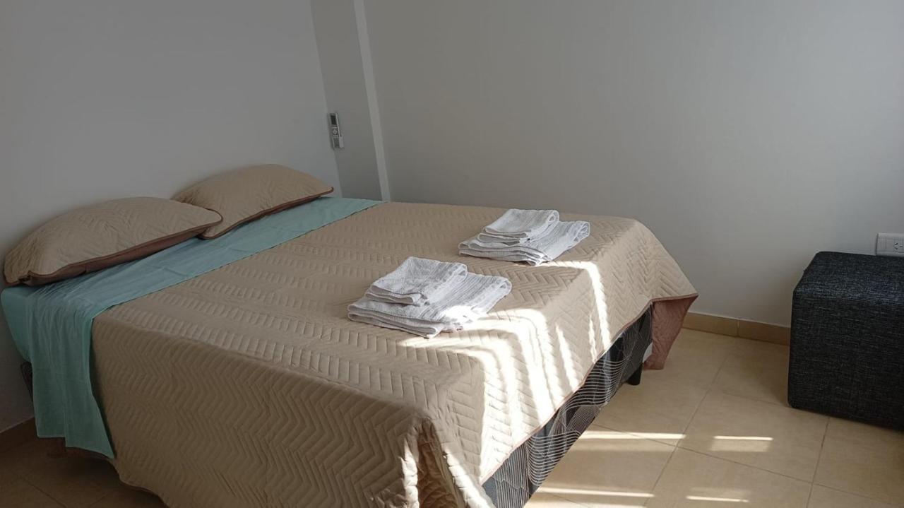 Apartment B & V Departamentos